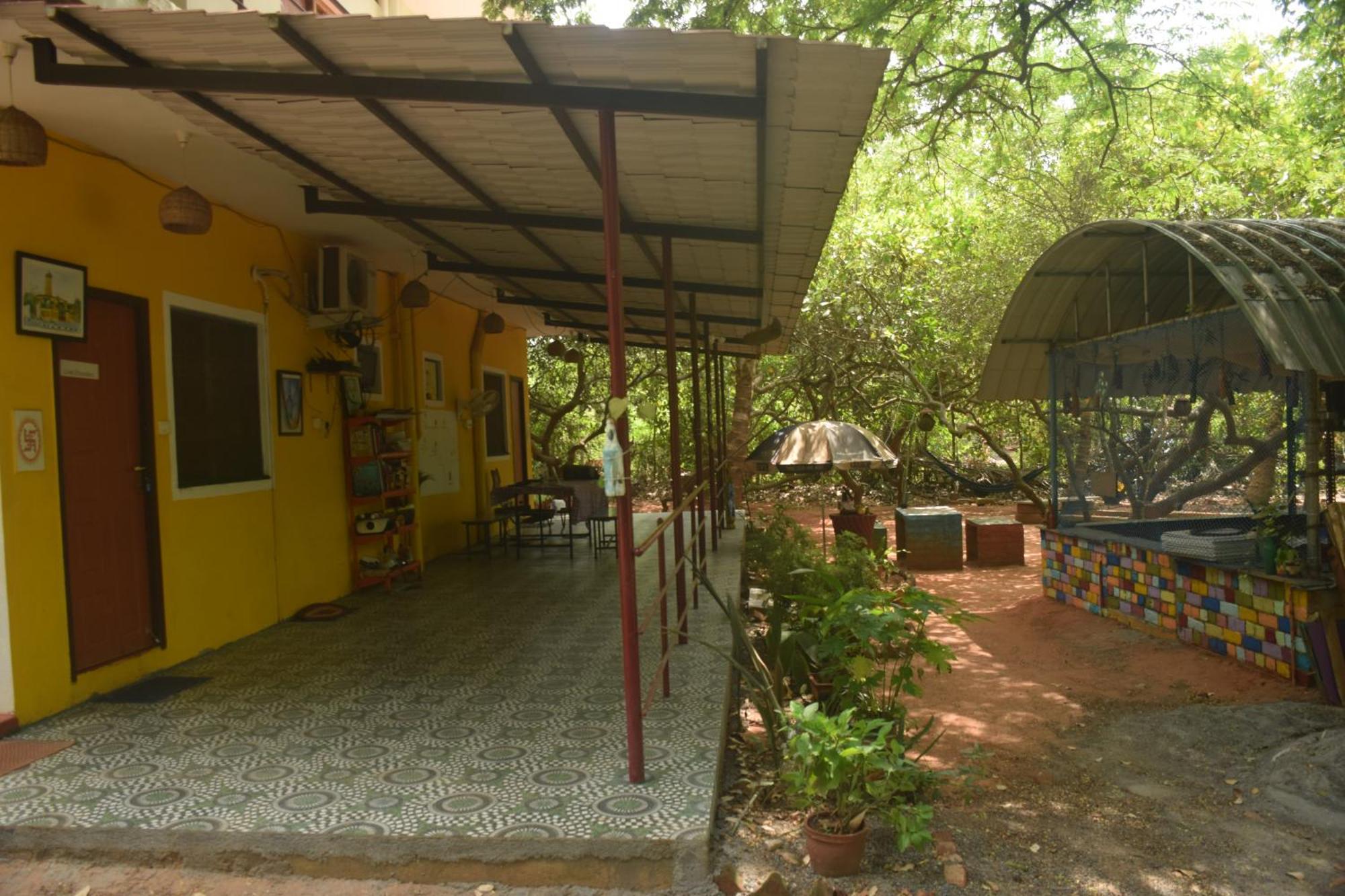 Travellers Crib Auroville Exterior foto